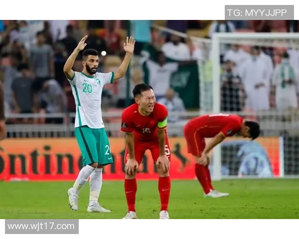 波尔蒂与里斯本的激烈对决揭示足球战术的精彩碰撞与球队实力的较量