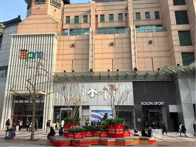 8200元一件上线就被抢空二手平台更是炒到上万元都是谁在买？(图2)