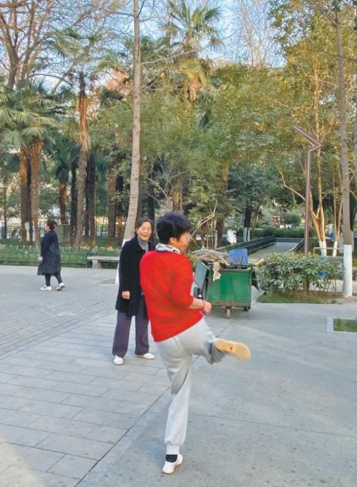 越“冻”越要动 健身再开元体育APP“升温”(图1)