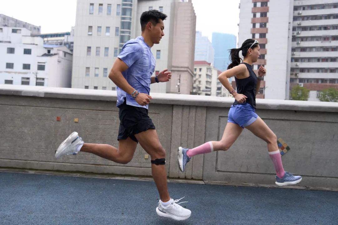 运动品牌纷纷拓展边界安德玛如何突破传统？(图1)
