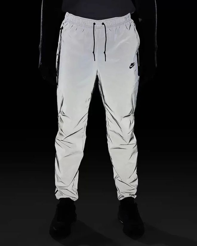 帅吗？全身3M反光「Nike运动服」曝光土High夜店回头率拉满(图5)