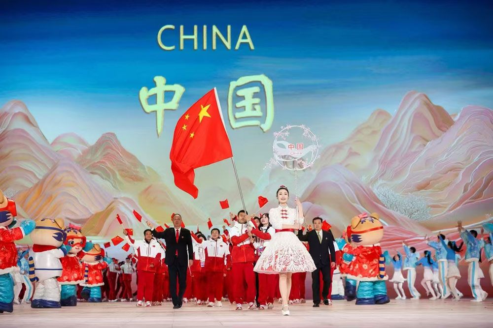 传承中华文化讲好东方故事原创设计点亮运动时尚(图3)