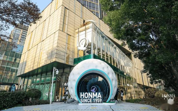高尔夫持续卷这家韩国女性高尔夫开了中国首店(图1)