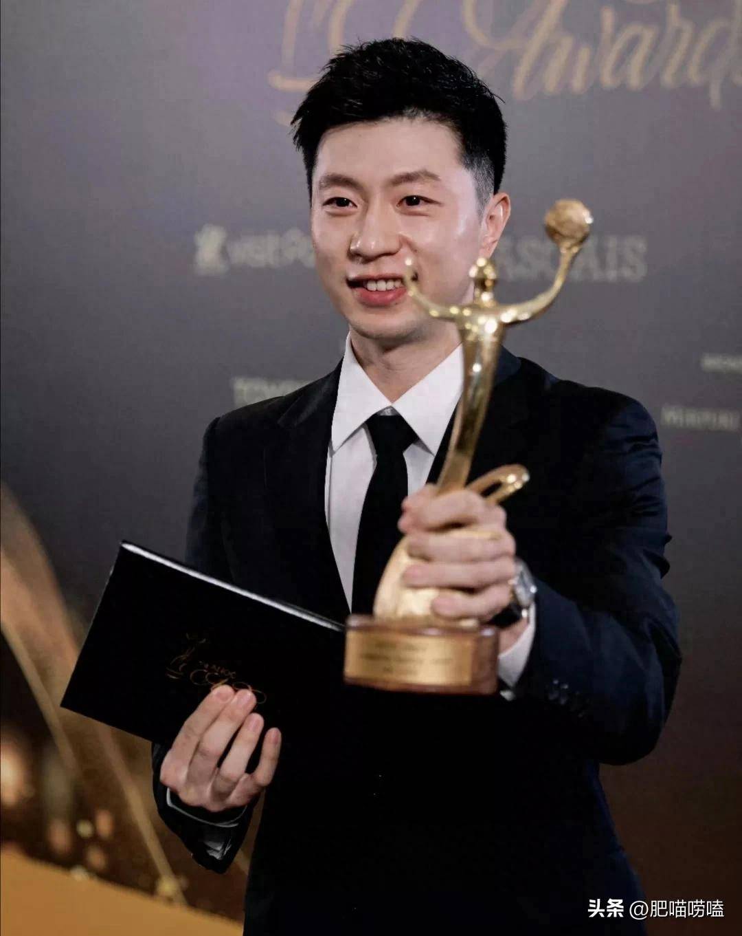 38岁马龙去宁波穿一身简约运动装背着双肩包大学生的既视感(图1)