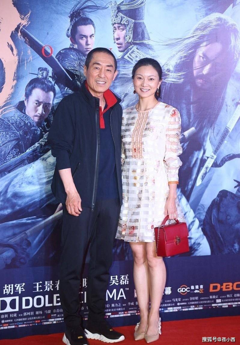 74岁张艺谋与小31岁老婆亮相盛装打扮出席舞会真爱不分年龄(图9)