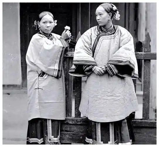 太平天国运动时期女性服饰变革及其意义(图2)